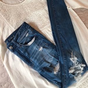 american eagle jeans !